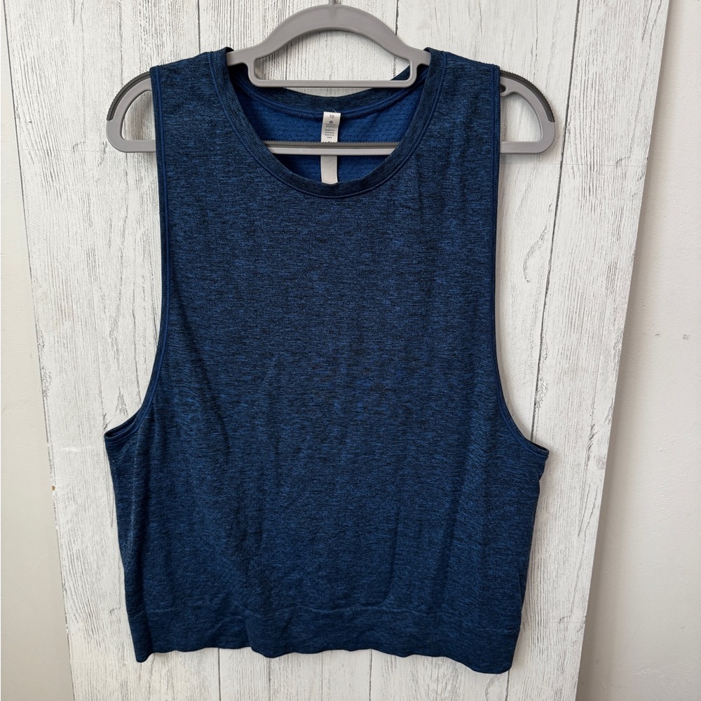 lululemon breeze by blue black Muscle Tee